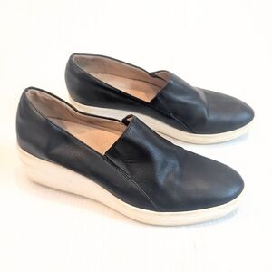 NATURALIZER Sandra Black Leather Women's Slip-on Wedge Loafers Size 8.5